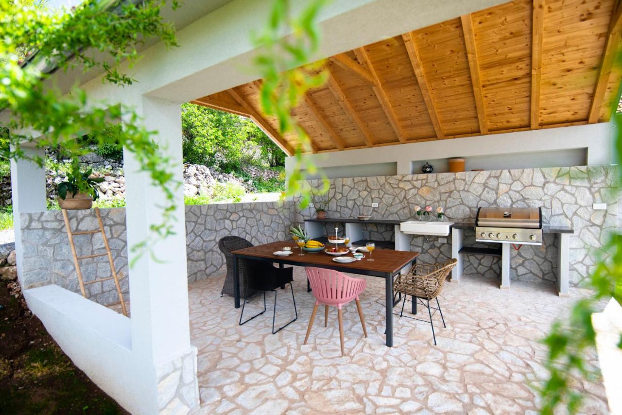 Villa Vita Trilj Luaran gambar