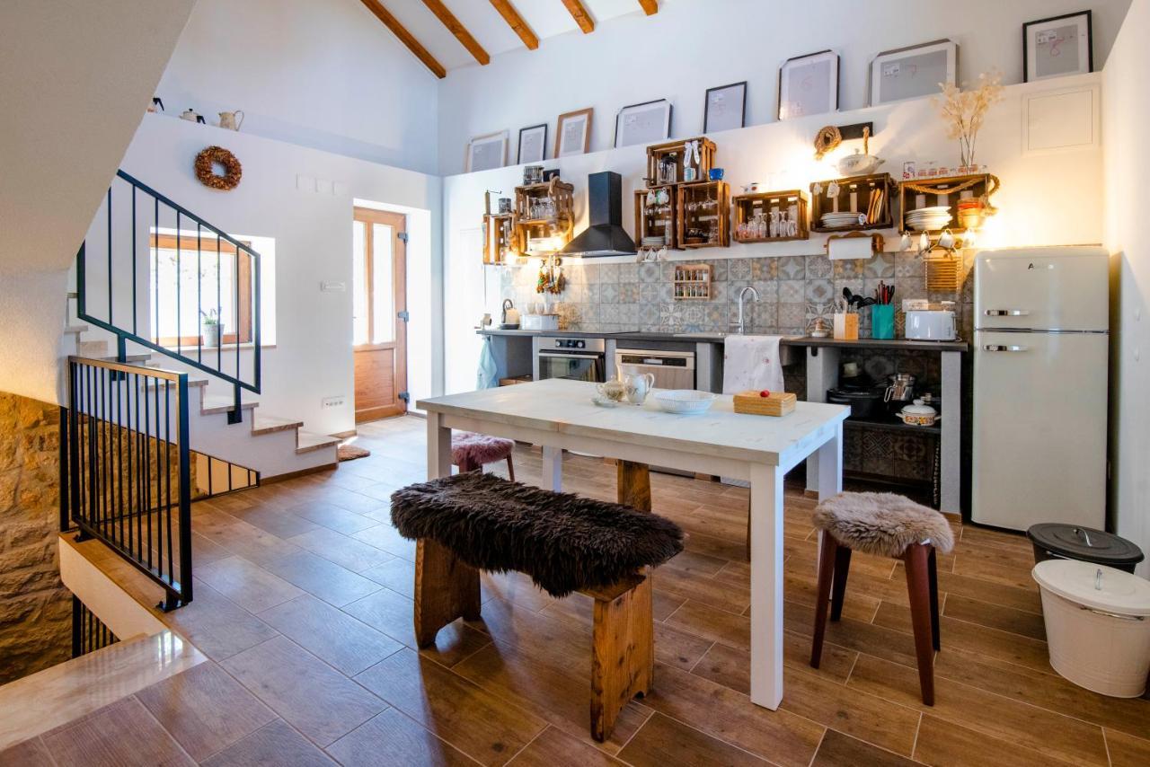 Villa Vita Trilj Luaran gambar